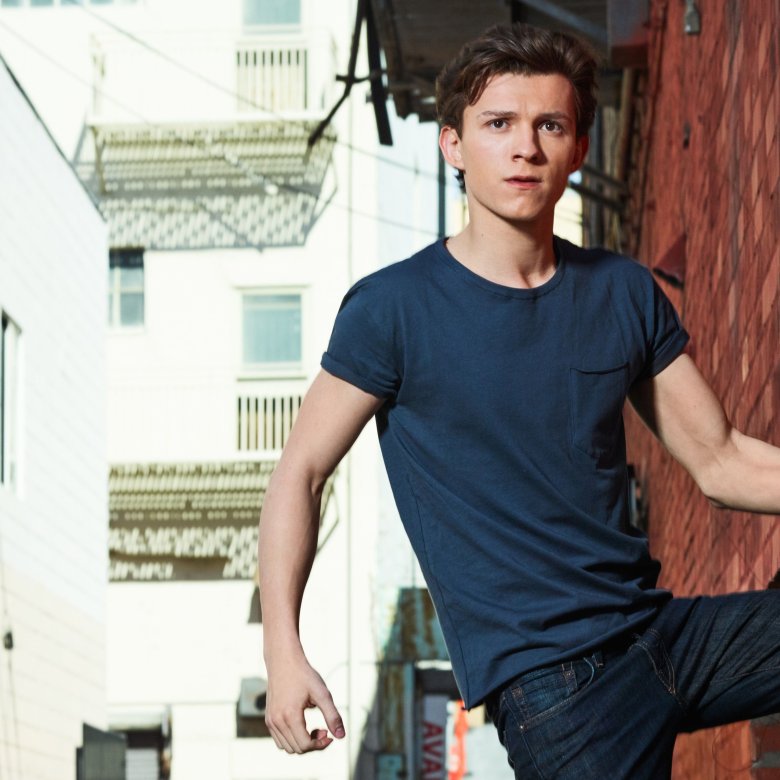 Tom Holland: Age, Family, Bio, Photos 60+