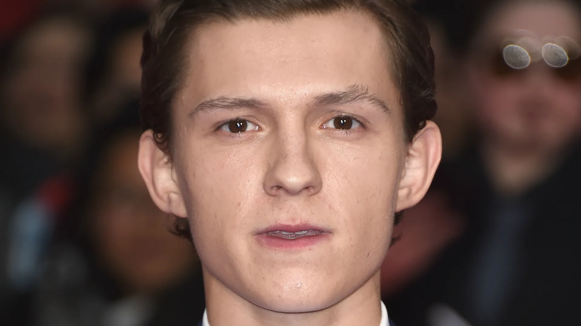 Tom Holland: Age, Family, Bio, Photos 60+